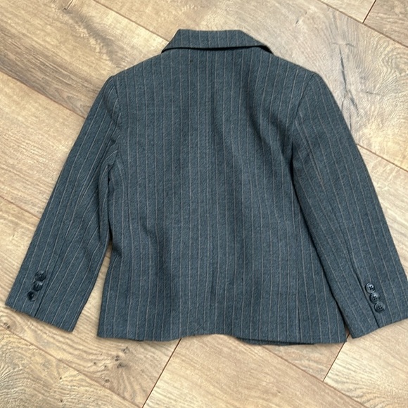NWT Janie and Jack Grey Blazer/Sport coat. Size 3 - Picture 2 of 4